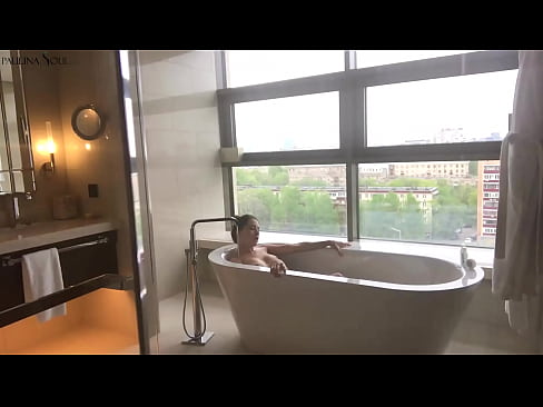 ❤️ Sayang yang luar biasa dengan penuh semangat menyentak vaginanya di kamar mandi ❤️ Seks berkualitas pada kami ❤